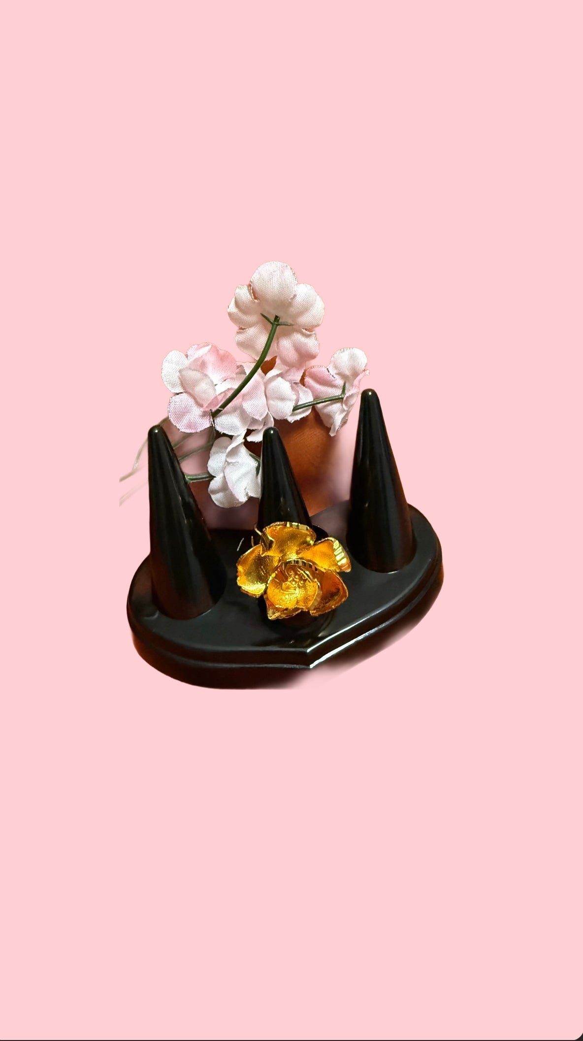 Petal glow ring