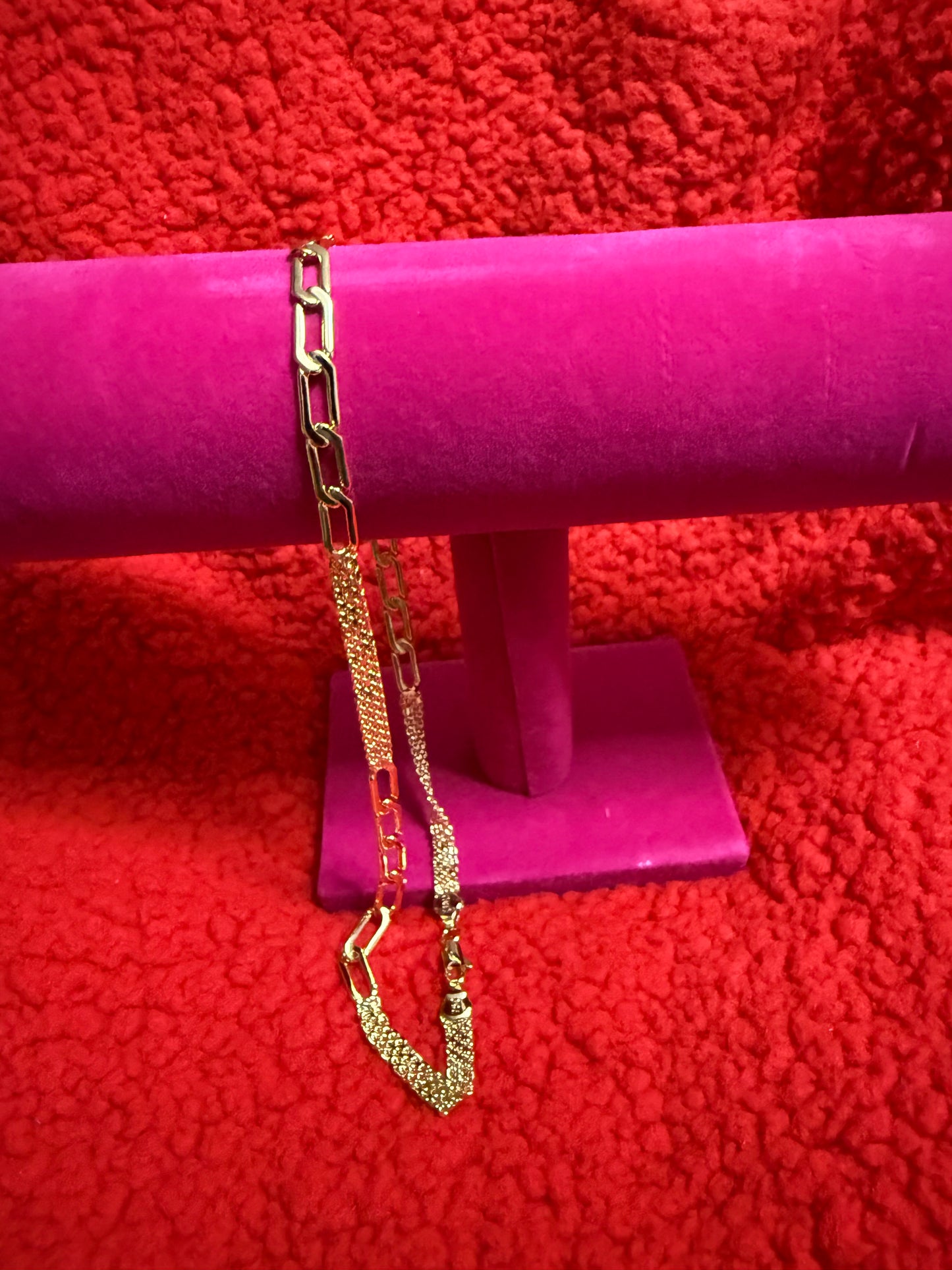 Glo Necklace