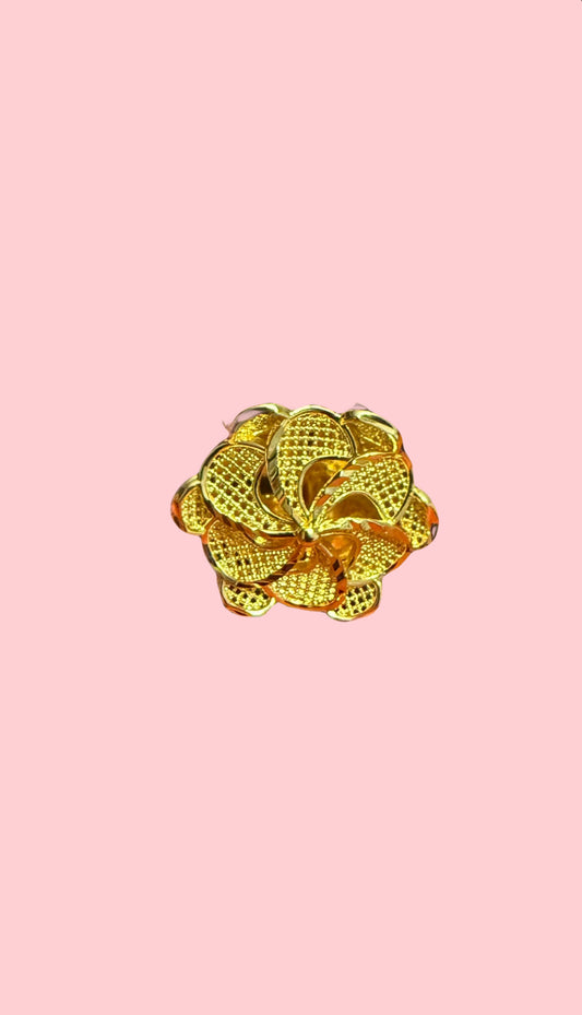 Floral blade ring