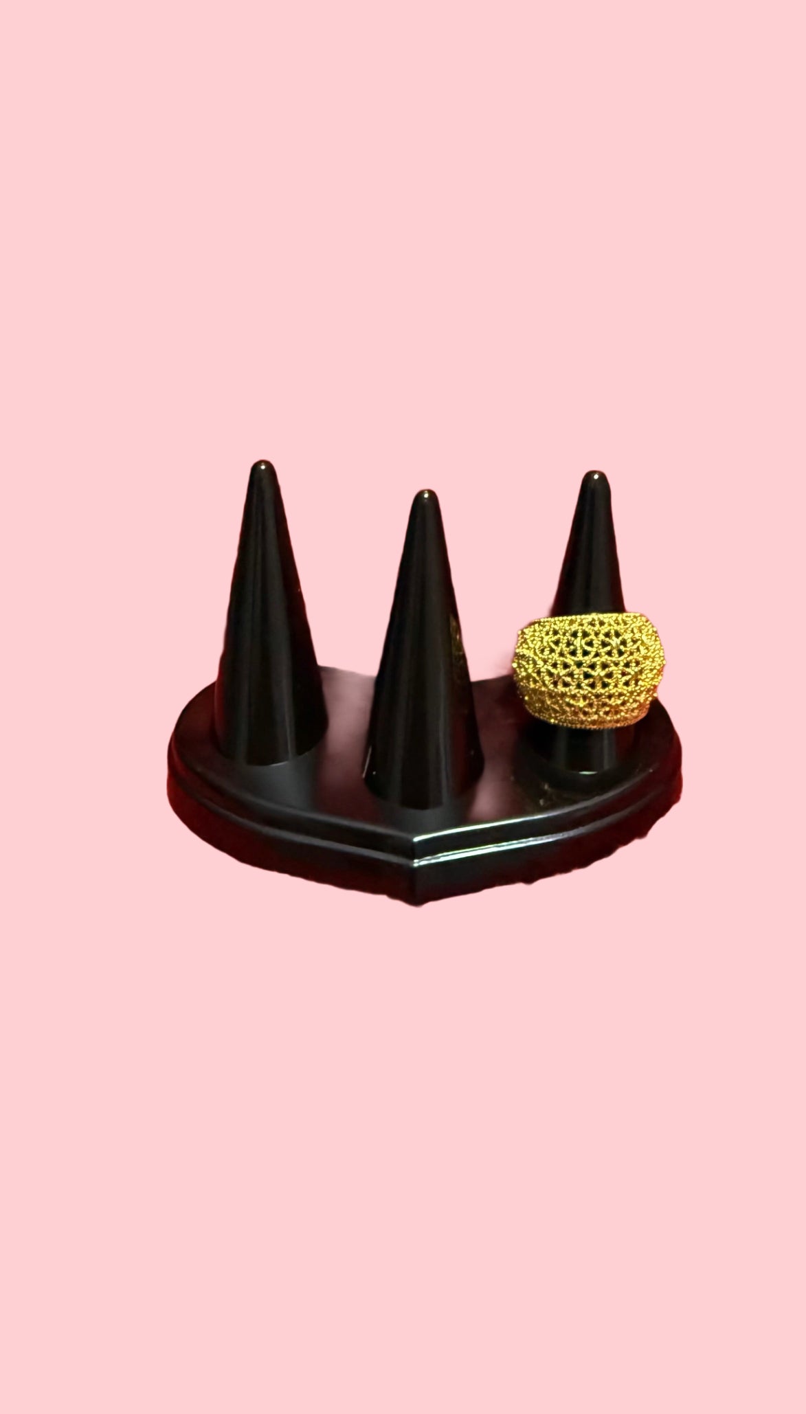 Opus gold ring
